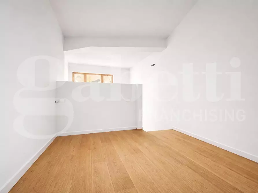 Immagine 10 di Appartamento in vendita  in Via casarini, 4 a Bologna