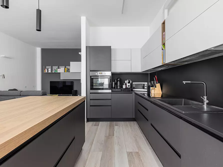 Immagine 13 di Appartamento in vendita  in Via Marcello Oretti, 14 a Bologna