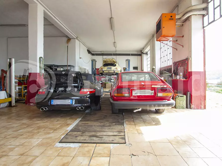 Immagine 3 di Albergo/B&B/Residence in vendita  in Via Besozzo, 12 a Mercallo