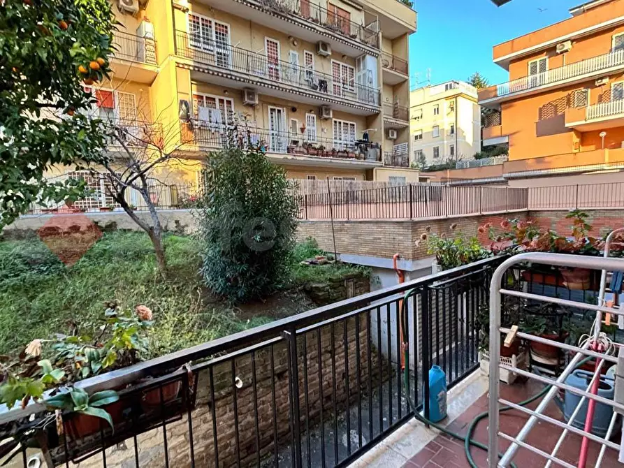 Immagine 13 di Appartamento in vendita  in Via Marcello Provenzale, 68 a Roma