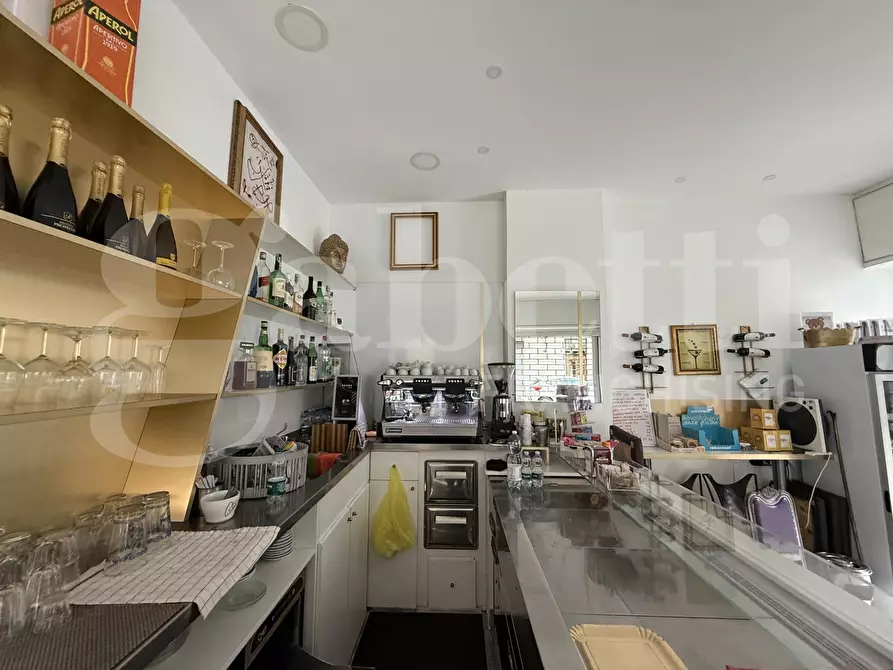 Immagine 17 di Bar / Ristorante in vendita  in Via San Secondo a Torino