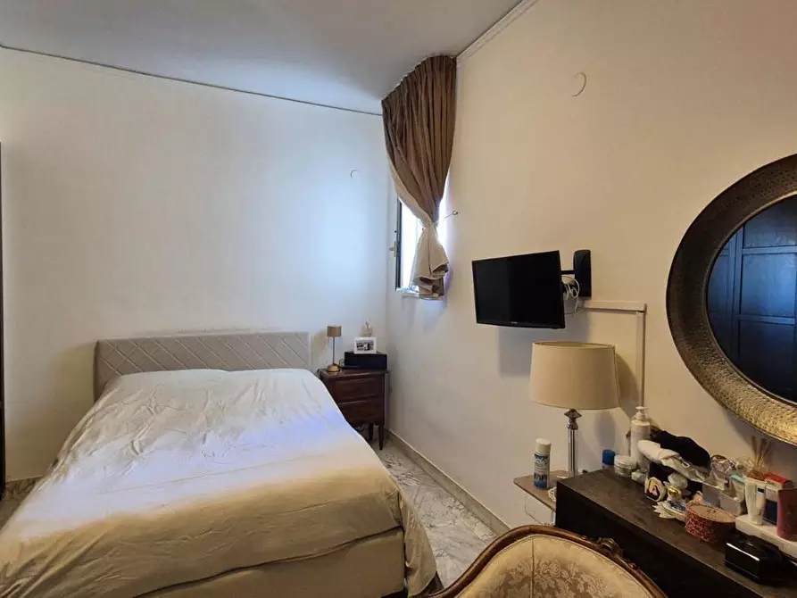 Immagine 25 di Appartamento in vendita  in Piazza Enrico De Nicola, 5 a Torre Annunziata