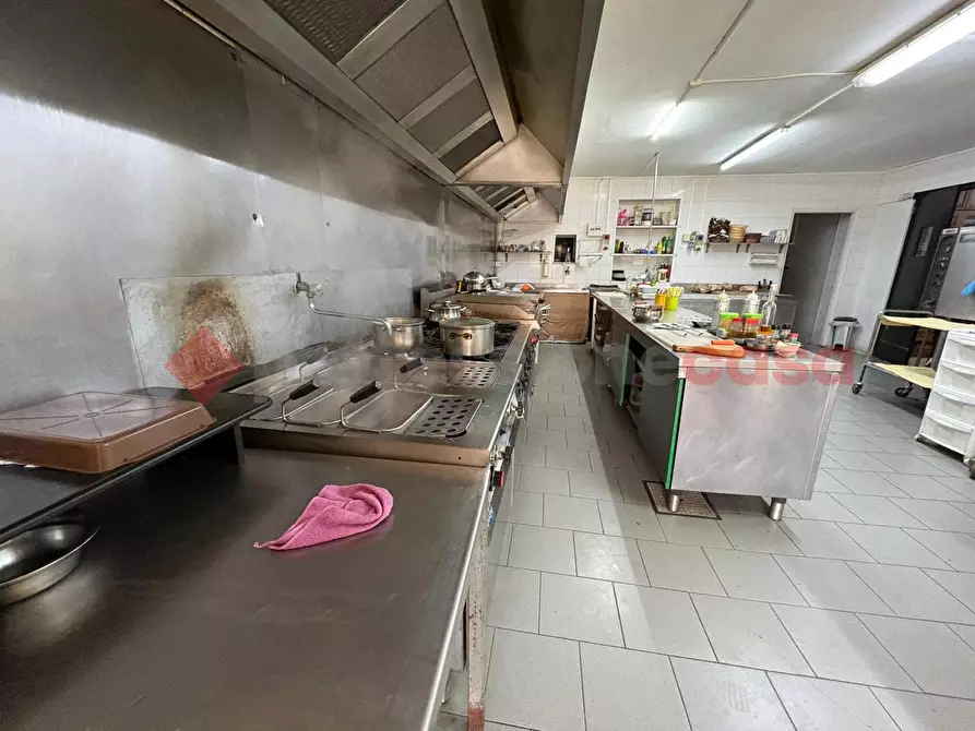 Immagine 13 di Bar / Ristorante in vendita  in Via Punta Fiume, snc a Sessa Aurunca