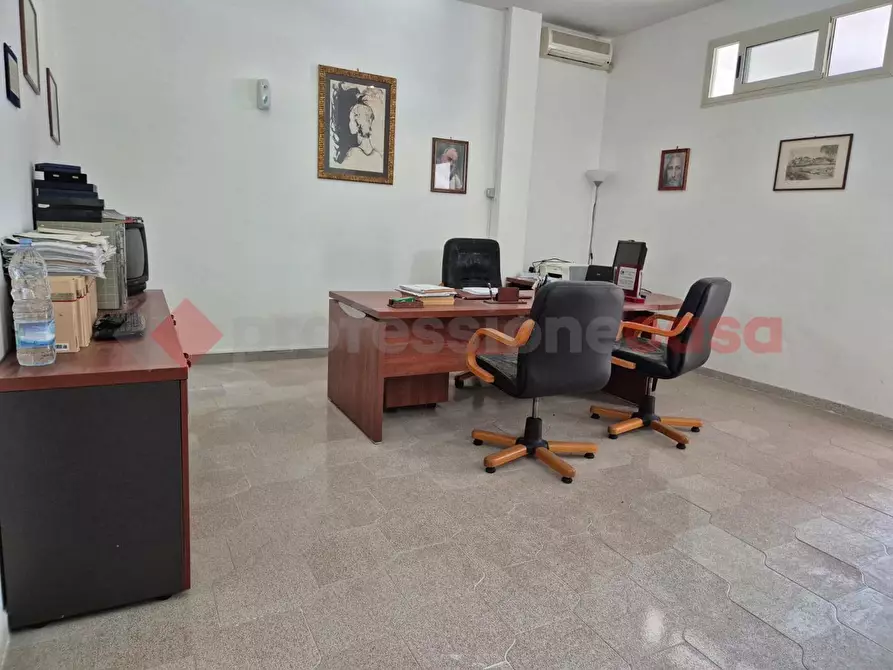 Immagine 14 di Negozio in vendita  in Via DON LUIGI MONZA, 18 a Brindisi