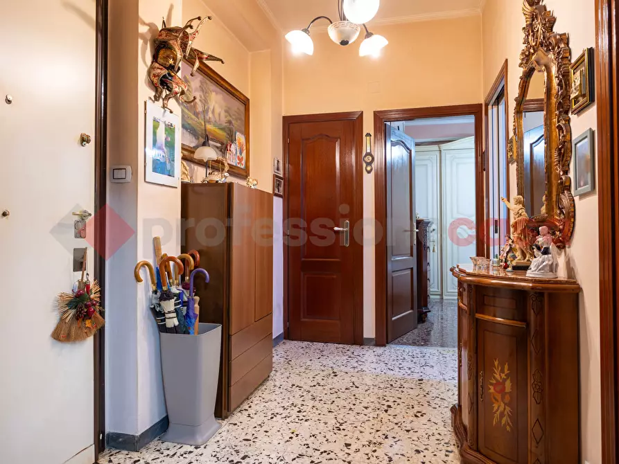 Immagine 6 di Appartamento in vendita  in Via Riofreddo a Roma