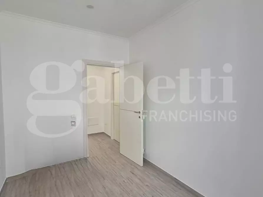 Immagine 20 di Appartamento in vendita  in Largo Cuparella, 15 a Torre Annunziata