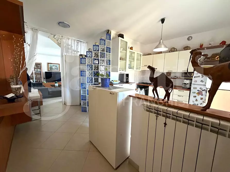 Immagine 6 di Casa trifamiliare in vendita  in Strada Valmontorio, 1512 a Latina