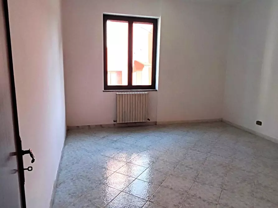 Immagine 15 di Appartamento in vendita  in Via BRACONI, 4 a Girifalco