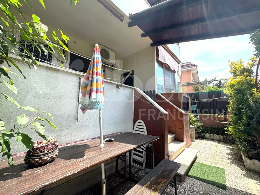 Immagine 4 di Appartamento in vendita  in Via Ettore, 3 a Ardea