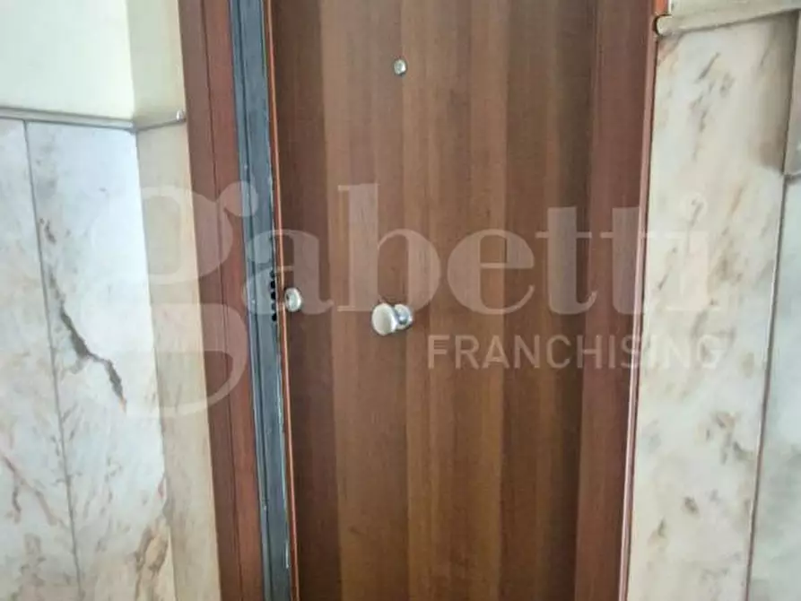 Immagine 3 di Appartamento in vendita  in Via DELLE IV GIORNATE, 37 a Torre Annunziata