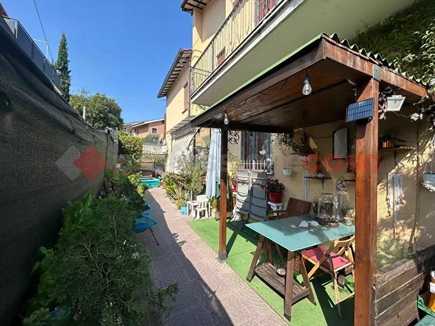 Immagine 18 di Appartamento in vendita  in Via Vecchia di Marino a Grottaferrata