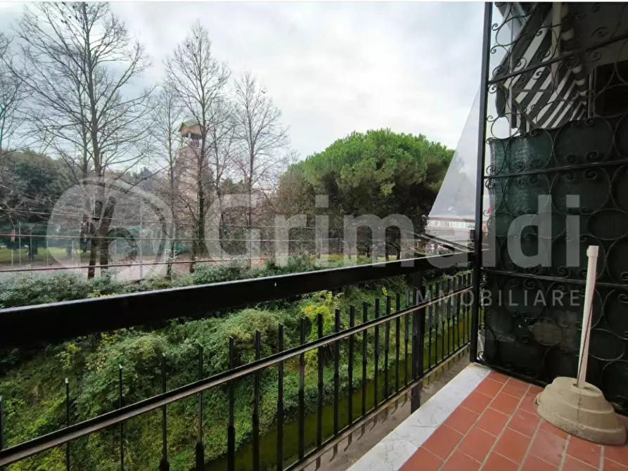 Immagine 14 di Appartamento in vendita  in Viale XX SETTEMBRE, 74 a Carrara