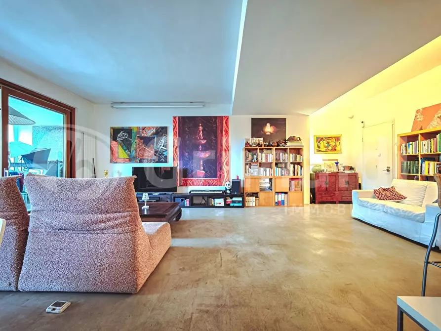 Immagine 10 di Appartamento in vendita  in Via Vallombrosa, 130 a Roma