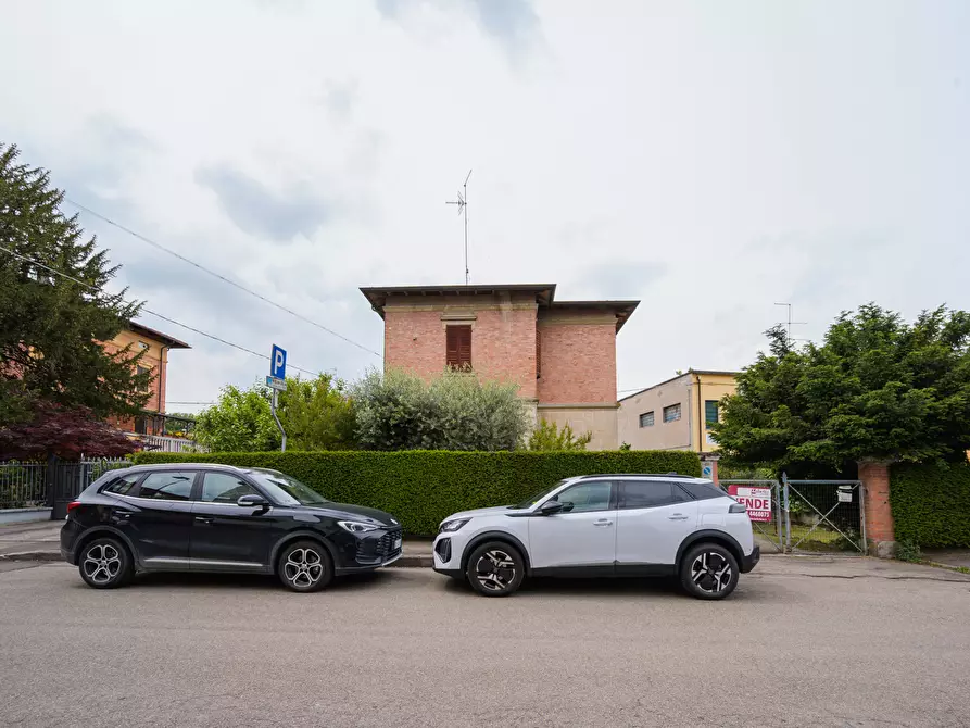 Immagine 47 di Villa in vendita  in Via 4 NOVEMBRE a Maranello