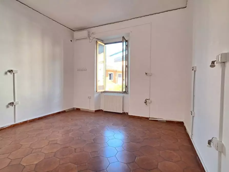 Immagine 29 di Villa in vendita  in Via Filippo Maria Briganti a Napoli