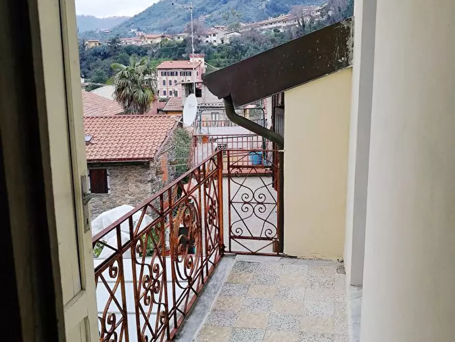 Immagine 12 di Appartamento in vendita  in Via Bassa Tambura a Massa