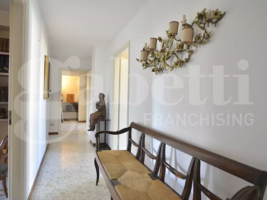 Immagine 20 di Appartamento in vendita  in Largo Ignazio Ciaia, 13 a Bari