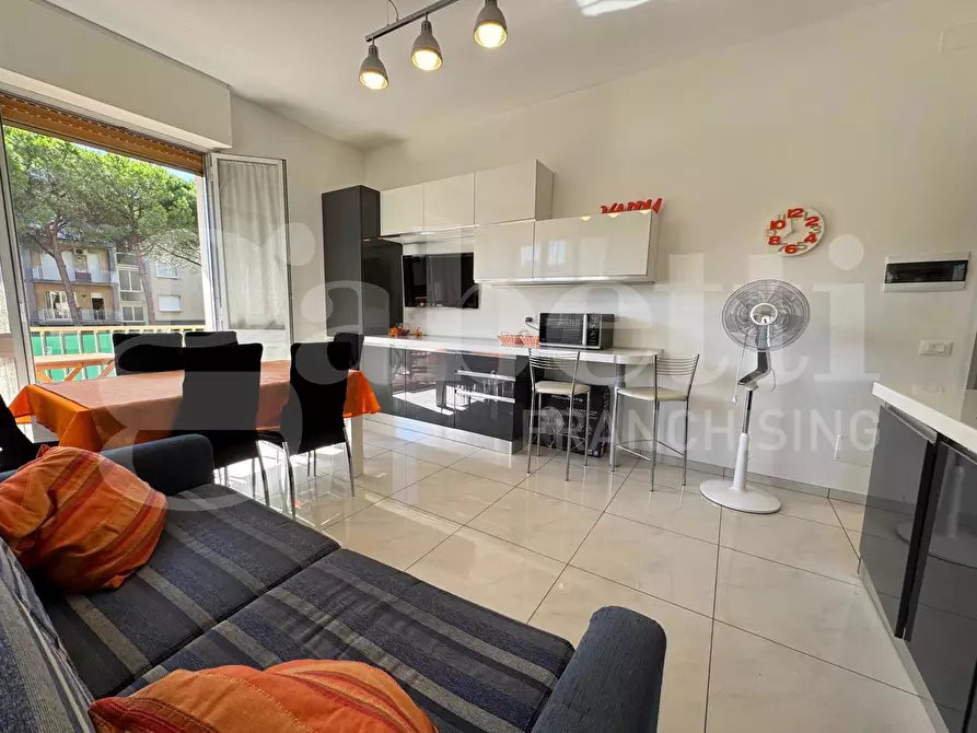 Immagine 2 di Appartamento in vendita  in Via dei Mille, 12 a Andora