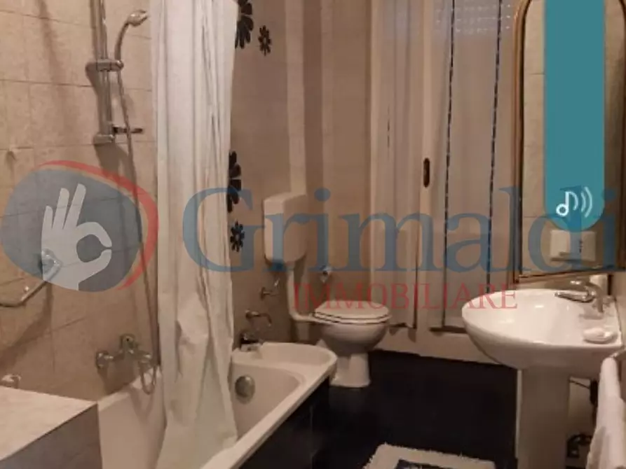 Immagine 16 di Appartamento in vendita  in Via BENEDETTO CROCE, 6 a Massa