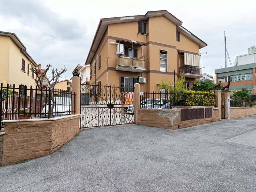 Immagine 20 di Appartamento in vendita  in Via Domenico de Ambrogi, 4 a Roma