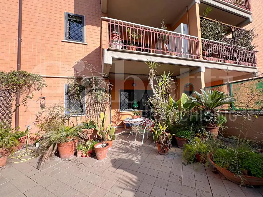Immagine 14 di Appartamento in vendita  in Via del Fontanile Arenato, 310 a Roma
