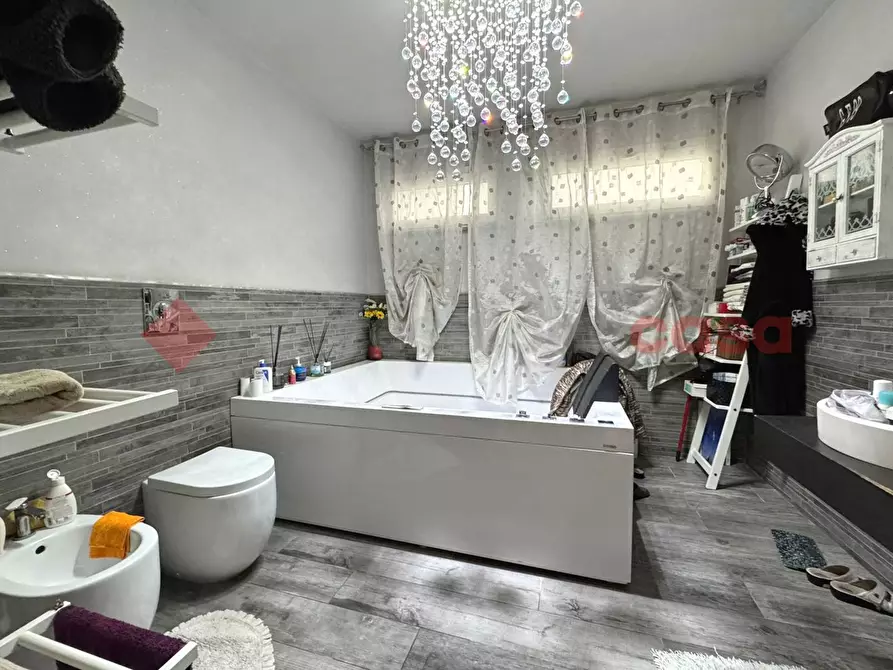 Immagine 18 di Villa in vendita  in Via BARTOLENA a Livorno