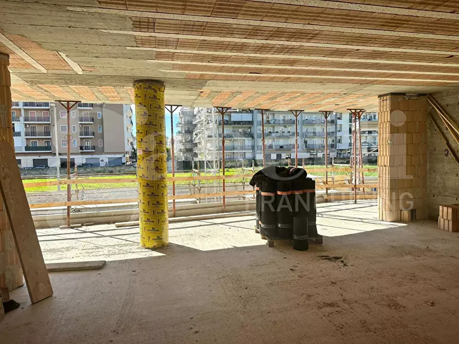 Immagine 14 di Appartamento in vendita  in Via Sandro Pertini a Trani