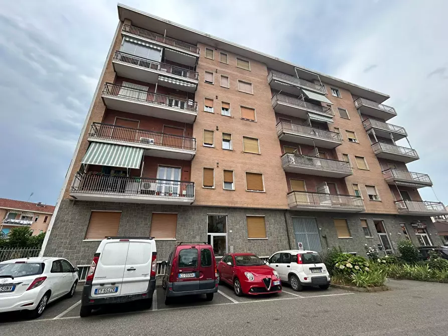 Immagine 15 di Appartamento in vendita  in Via Alba a Rivalta Di Torino