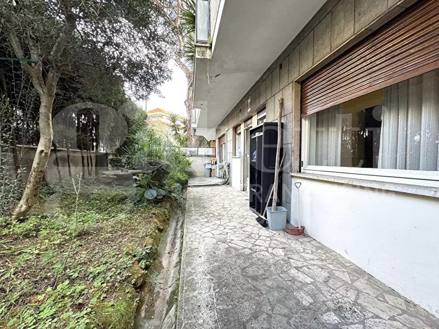 Immagine 25 di Appartamento in vendita  in Via Flaminia a Roma