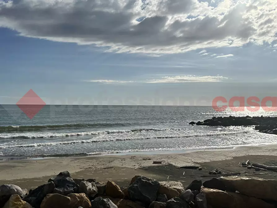 Immagine 22 di Appartamento in vendita  in Via Fumaroli, 11 a Ladispoli