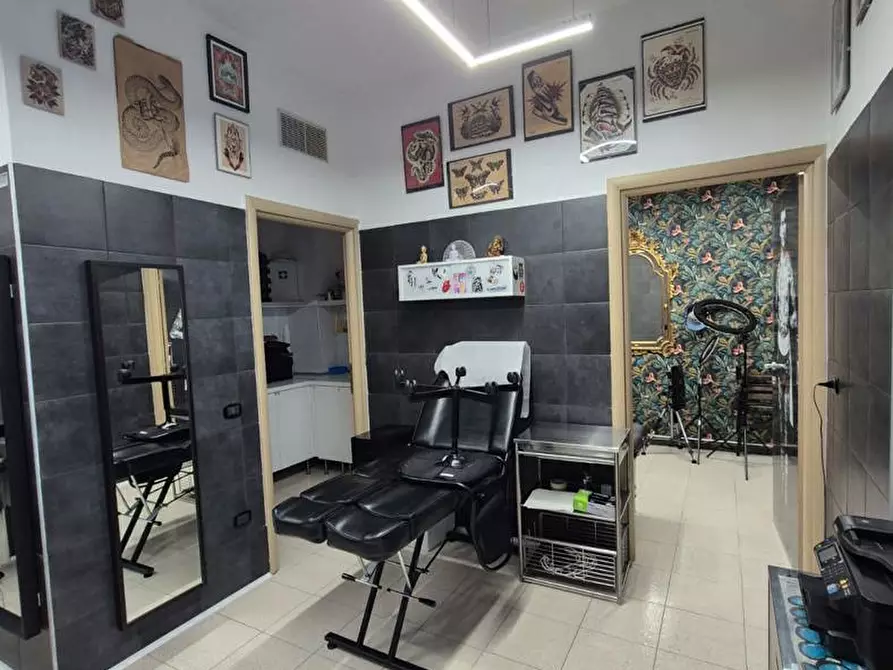 Immagine 29 di Negozio in vendita  in Via Vesuvio, 195 a Trecase