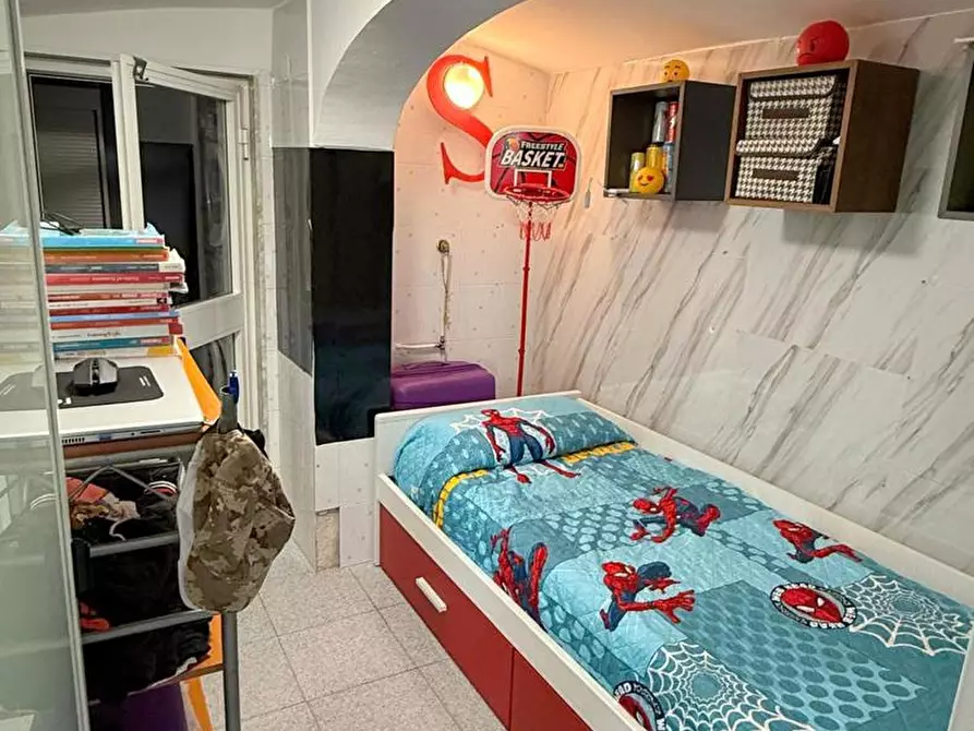Immagine 8 di Negozio in vendita  in Via BIXIO a Monopoli