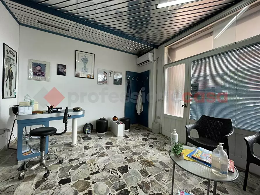 Immagine 6 di Negozio in vendita  in Via DEL PIEGARELLO, 74 a Terracina