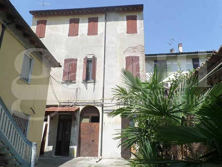 Immagine 1 di Appartamento in vendita  in Via Ugo Bassi, 59 a Cento