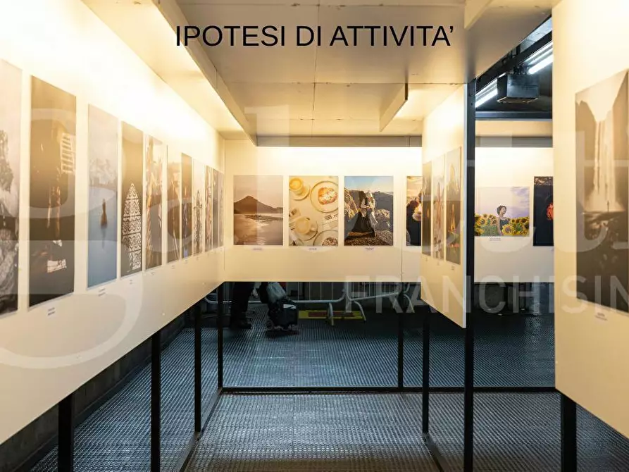 Immagine 5 di Negozio in affitto  in Via SOTTOMARINA- VIALE VENETO, 12 a Chioggia