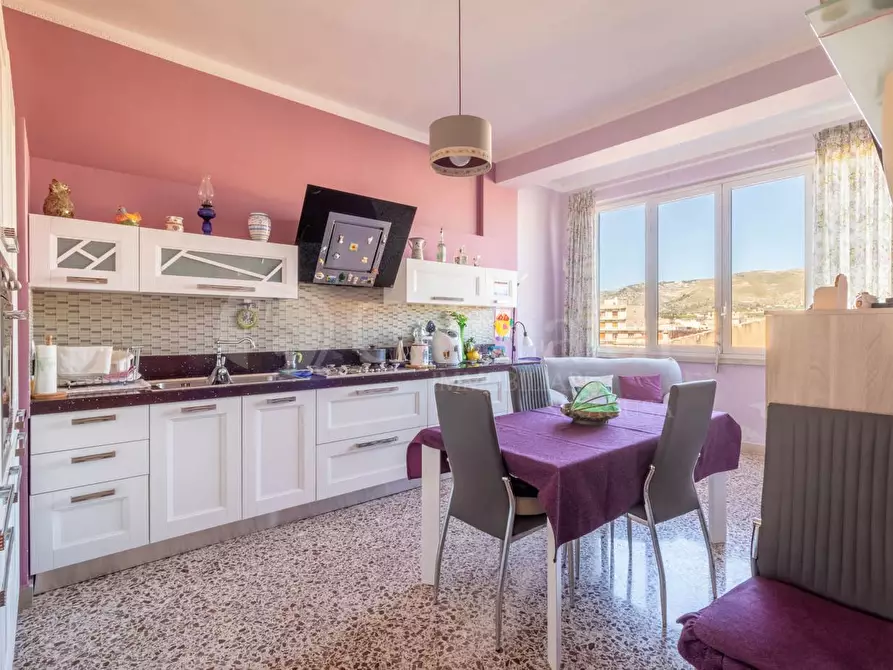 Immagine 4 di Appartamento in vendita  in Piazza Umberto I Vico Dolfi, 0 a Avola