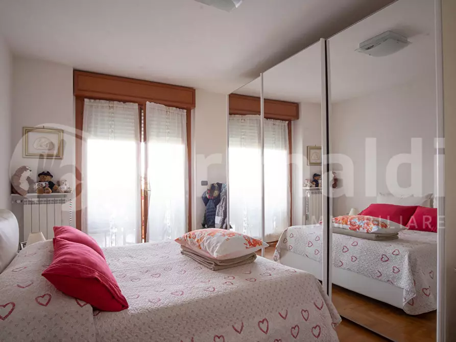 Immagine 16 di Appartamento in vendita  in Via Roberto Ago, 50D a Roma