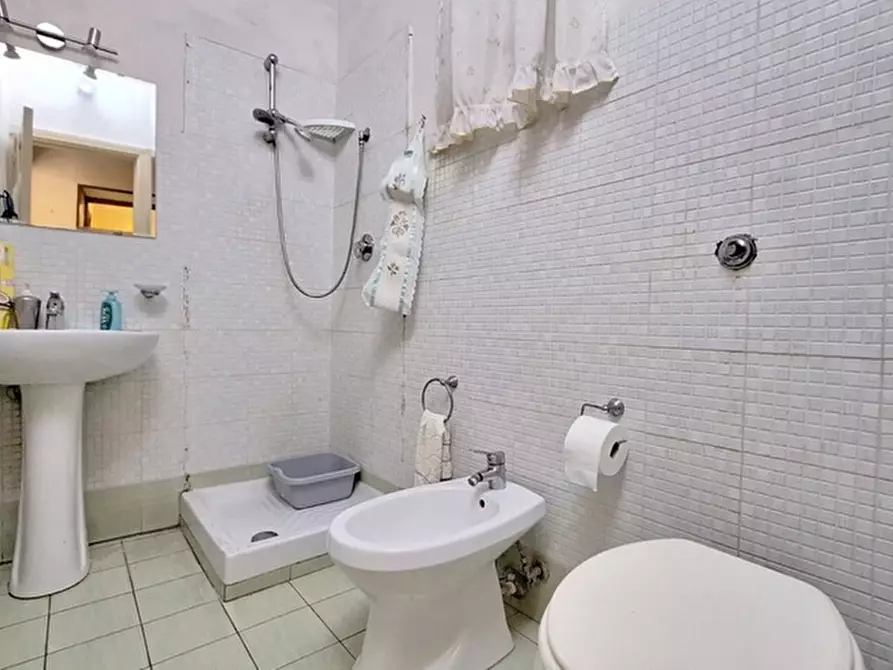 Immagine 13 di Appartamento in vendita  in Via Salvatore Trinchese a Napoli