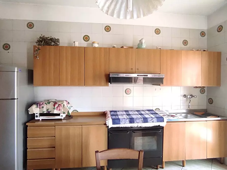 Immagine 4 di Appartamento in vendita  in Via FRANCESCO DE AMBROSIO a San Severo