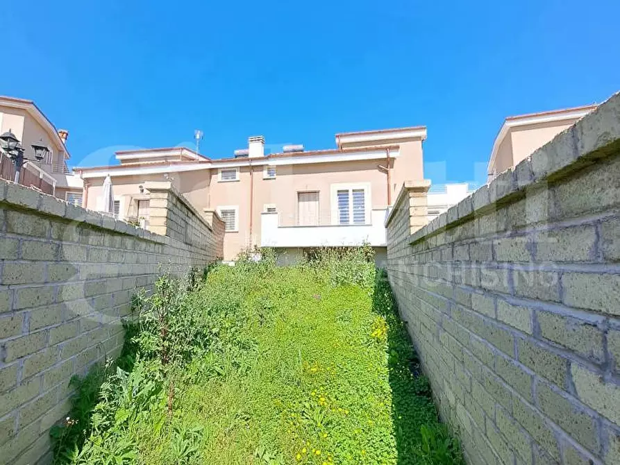 Immagine 1 di Villetta a schiera in vendita  in Via arno, snc a Ardea