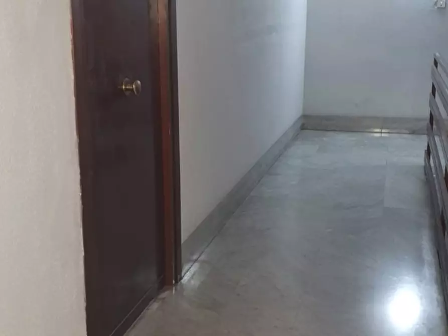 Immagine 5 di Appartamento in vendita  in Piazza Vittorio Veneto, 20 a Palermo