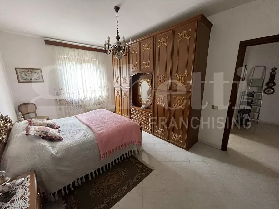 Immagine 36 di Casa bifamiliare in vendita  in Via XXIV MAGGIO, 00 a Bassano Romano