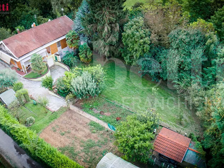 Immagine 1 di Casa bifamiliare in vendita  in Strada CENASCO, 97 a Moncalieri