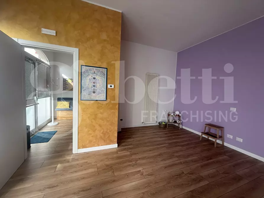 Immagine 5 di Negozio in vendita  in Via MATTEOTTI, SNC a Asso