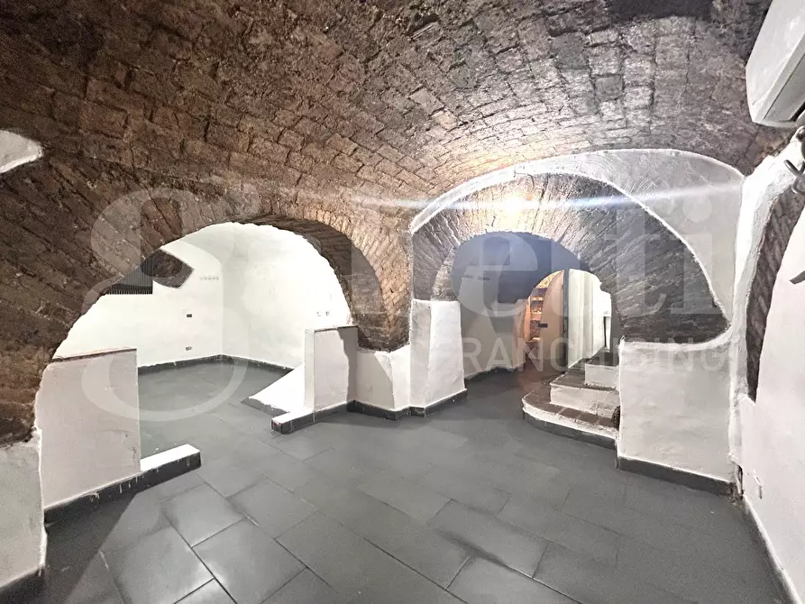 Immagine 9 di Magazzino in vendita  in Via Foligno, 6 a Roma