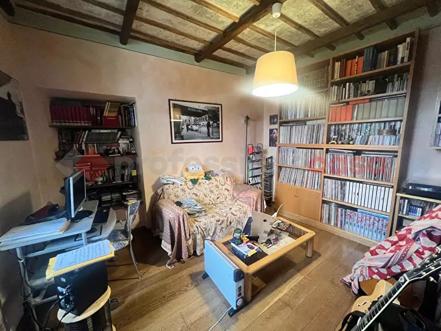 Immagine 8 di Appartamento in vendita  in Via della Basilica a Spoleto