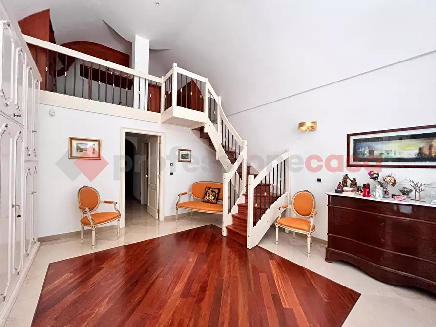 Immagine 11 di Casa indipendente in vendita  in Piazza Re Ferdinando IV di Borbone, 22 a Alberobello