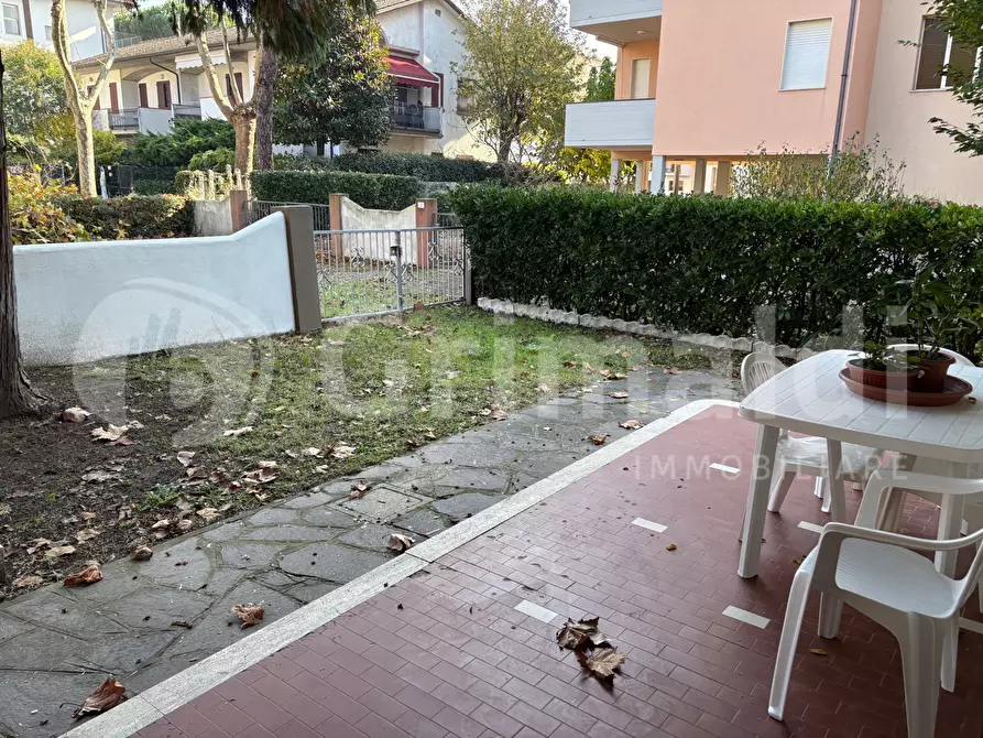 Immagine 30 di Villa in vendita  in Via Lido di Classe a Ravenna