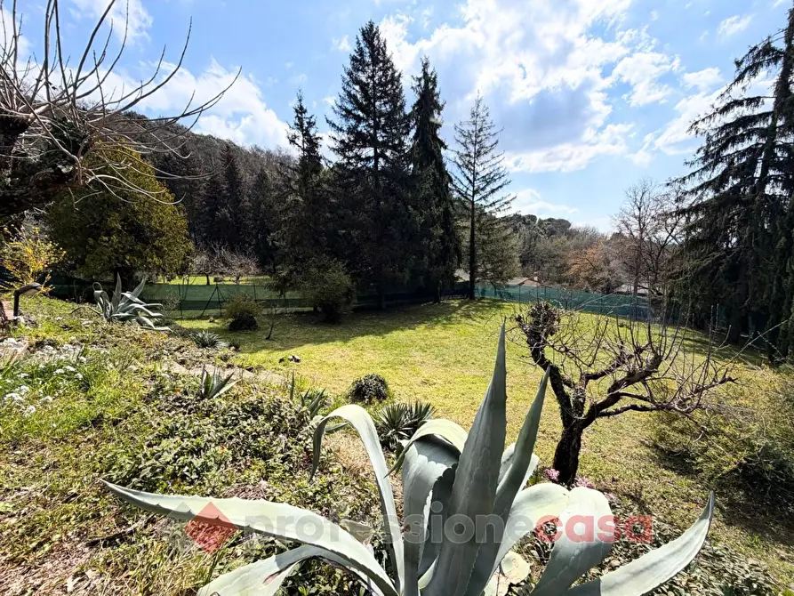 Immagine 29 di Villa in vendita  in Strada Dei Conservoni a Perugia