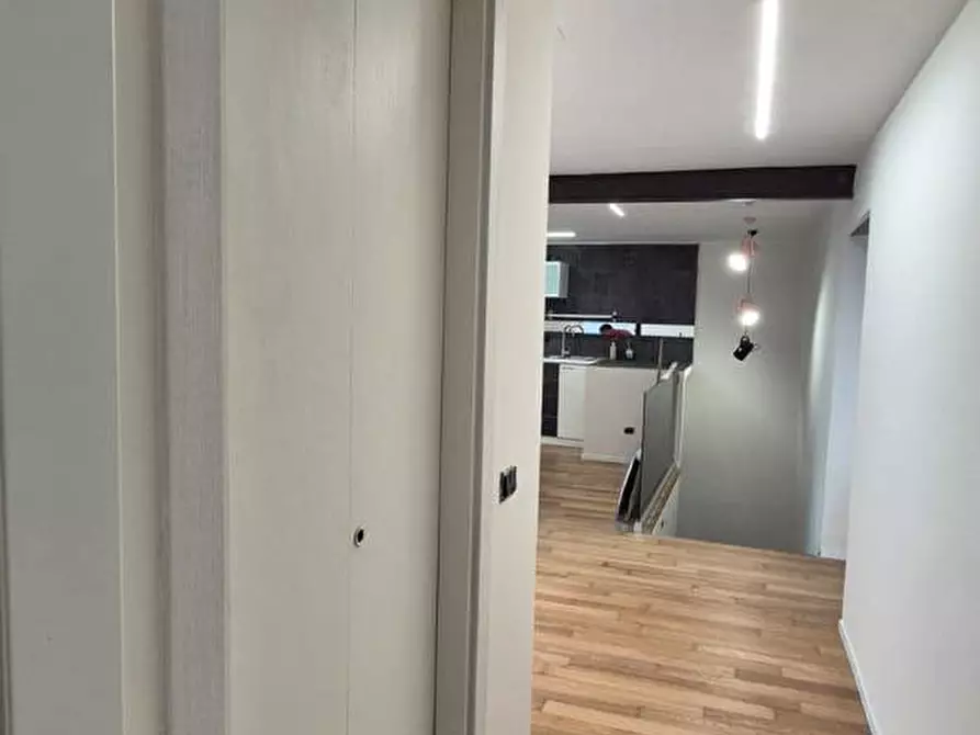 Immagine 37 di Appartamento in vendita  in Corso Umberto I, 178 a Torre Annunziata